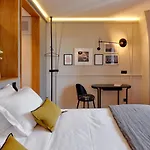 Tinah Paris, Reaumur - Montorgeuil